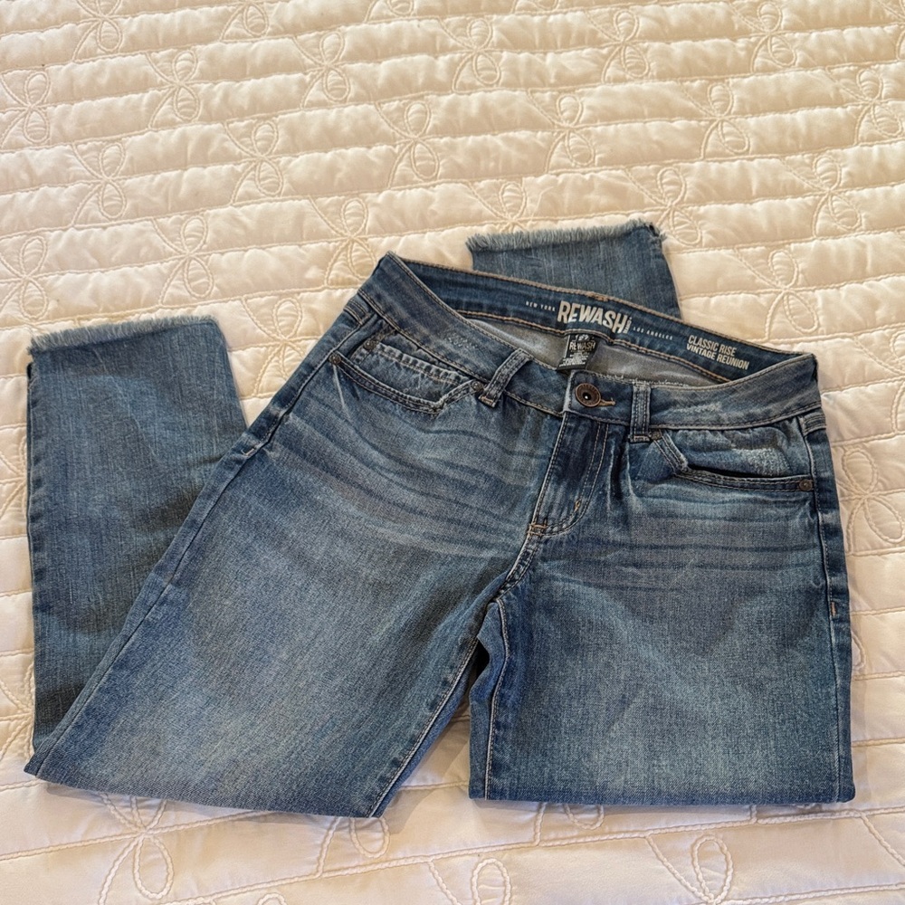 Rewash Women's Classic Blue Cropped Jeans
